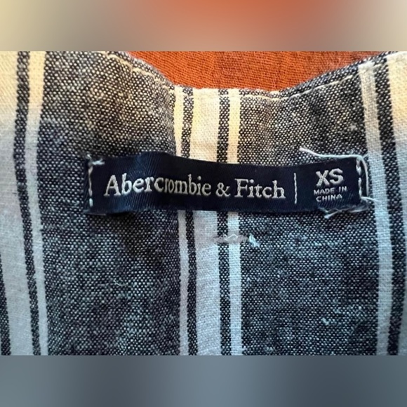 Abercrombie Linen Short - Picture 4 of 4